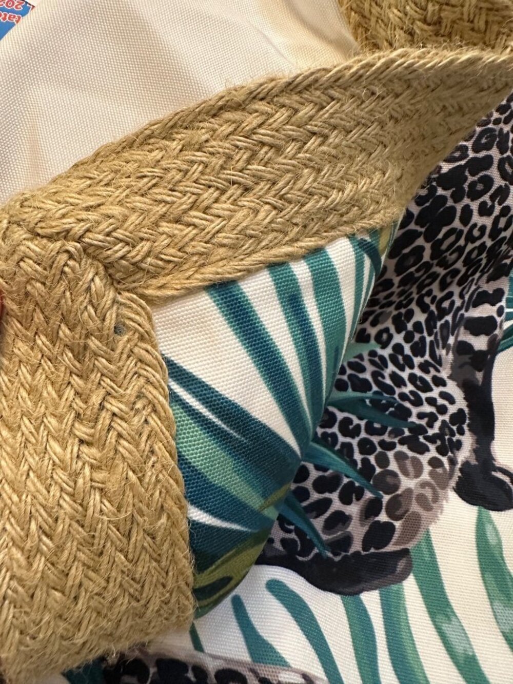 Jungle Leaf & Leopard Print Pillow Covers Woven Border 100% Polyester 22" x 22" - Picture 3 of 7